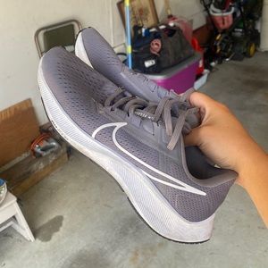 Zoom Pegasus Running Shoe